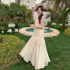 法式休闲显瘦高级感背心裙女2025夏季新款韩系温柔风米色无袖长裙，女装连衣裙，2C093