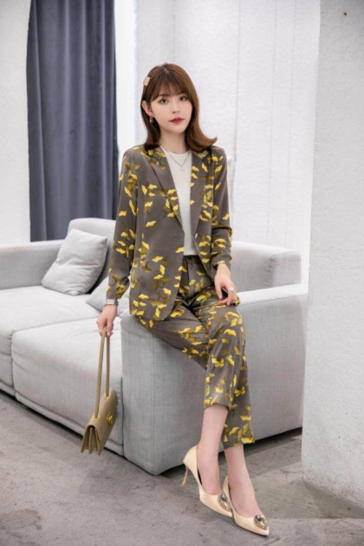 2021秋装套装时尚，女装职业装，恋语随风