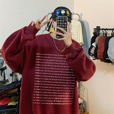 酒红色