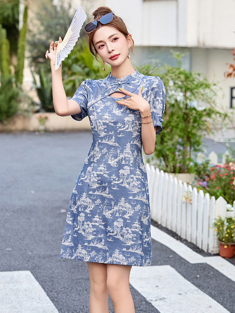 新中式风连衣裙女夏改良旗袍2025年新款高端小个子修身短款裙子,女装连衣裙,依多米