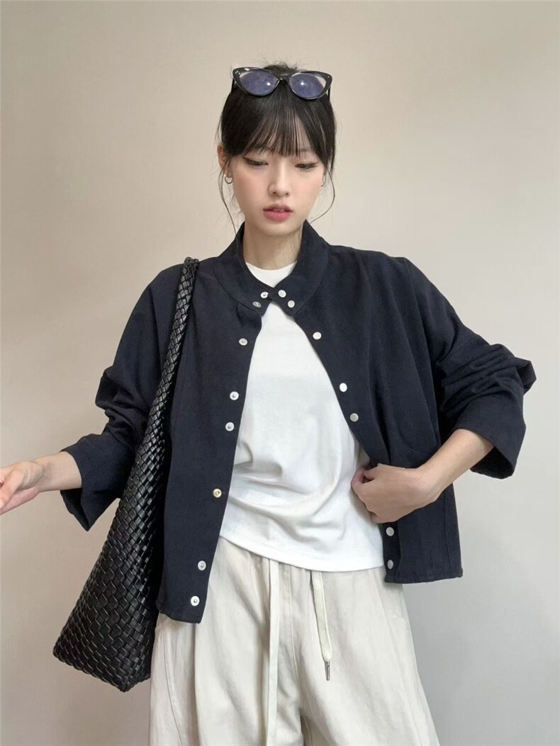 2025年秋季宽松型单件长袖立领单排扣休闲外套,女装短外套,湘姗