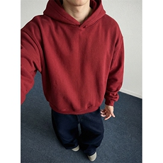 酒红色