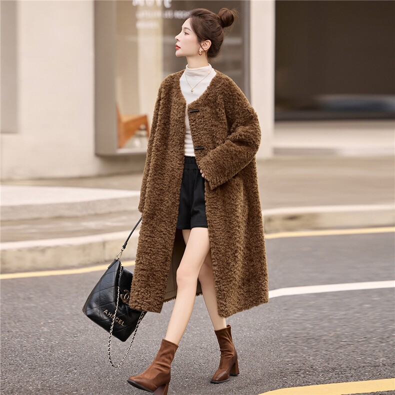 2025新款小泰迪2C256-655-P285-K385休闲皮毛一体毛绒保暖外套,女装皮草,2C256