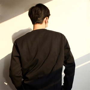明星私服美式潮流打底垫肩款打底 金属星星设计内搭T恤 P50图片