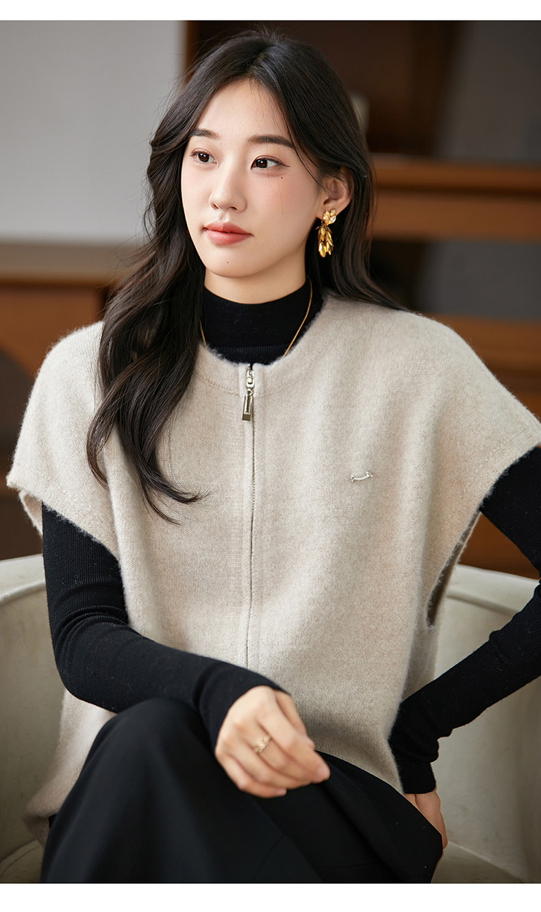 2025年秋季通勤常规时尚百搭通勤简约拉链马甲，女装马甲，美雪羊绒