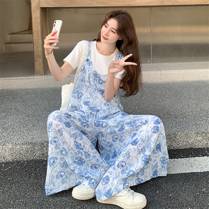 法式松弛感碎花吊带阔腿裤女夏2025新款大方得体背带连体裤高级感图片
