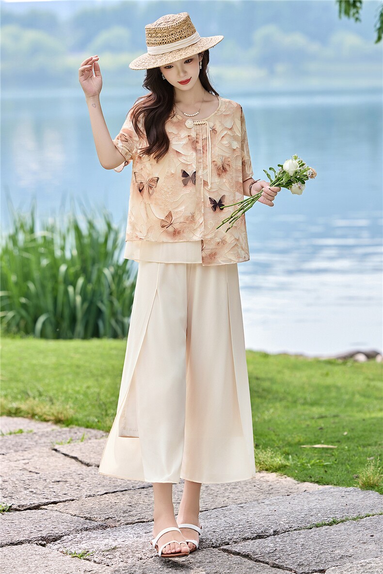 2026年夏季中年装妈妈装气质潮大码新款两件套装,女装套装/套裙,艾仟回(原伊仟回)