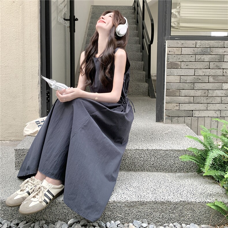 简约休闲显瘦背心连衣裙女2025年夏季新款韩系收腰无袖百搭长裙子,女装连衣裙,琦鑫阁（原依鑫阁）