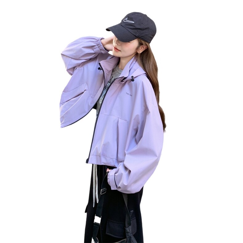 紫色韩系超好看连帽工装冲锋衣短外套女2025秋小个子减龄休闲上衣,女装短外套,2D014