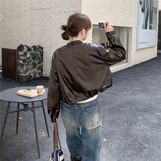 2025年冬季短皮衣加绒棉服RF2C290-6882-P185-K275，女装皮衣，蝶眷