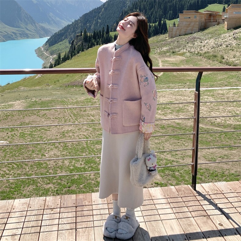 粉色国风盘扣重工刺绣双面羊毛呢子外套女秋冬2025新款新中式短款,女装羊绒大衣,2C230