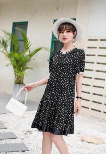 时尚宽松连衣裙，女装连衣裙，湘怡服饰