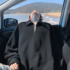 黑色