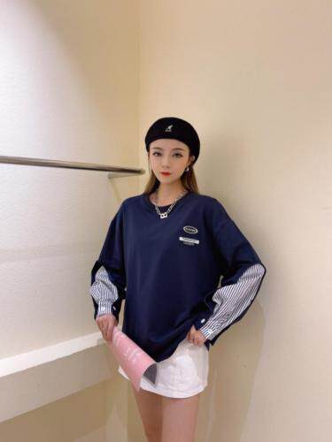 秋季新款2021年初秋新款衬衣袖拼接卫衣，女装卫衣/绒衫，咖啡色