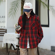 红色