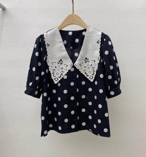 波点蕾丝拼接小衫，女装，露彩