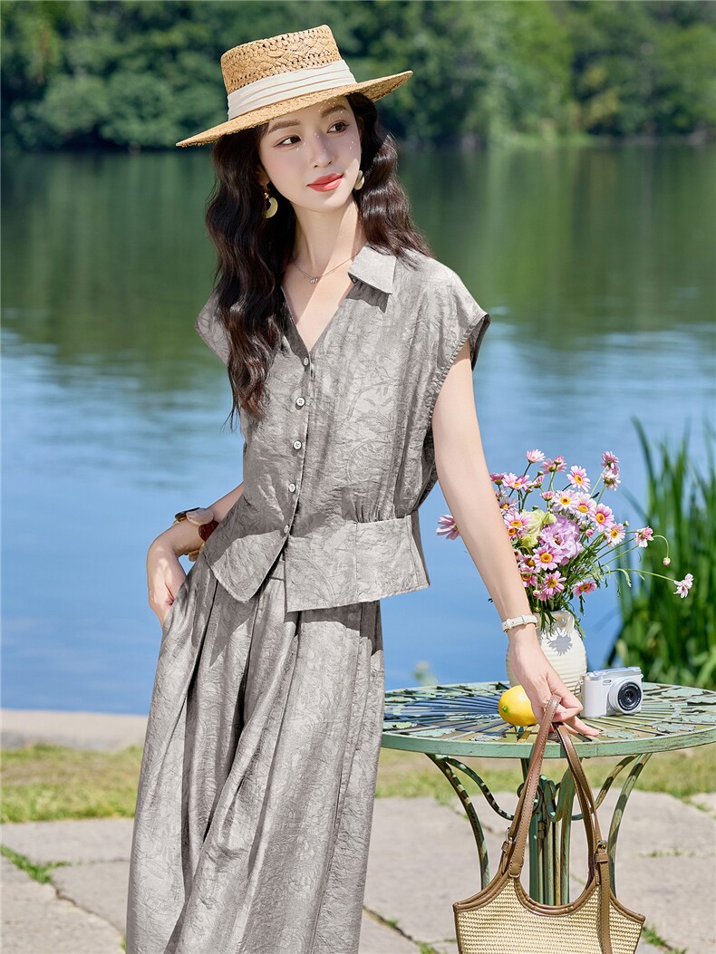 现货2026夏季新款时尚洋气潮流宽松遮肉显瘦两件套裤套装女,女装套装/套裙,众宇琦