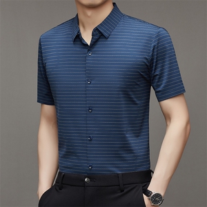 爸爸夏装短袖衬衫商务休闲男士上衣服夏季薄款衬衣夏天中年人男装图片