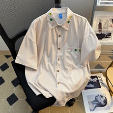 2025夏新款条纹短袖衬衫花朵刺绣半袖情侣学生班服现货W8601-P34，男装衬衫，星座512-4