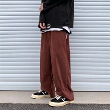 咖啡色