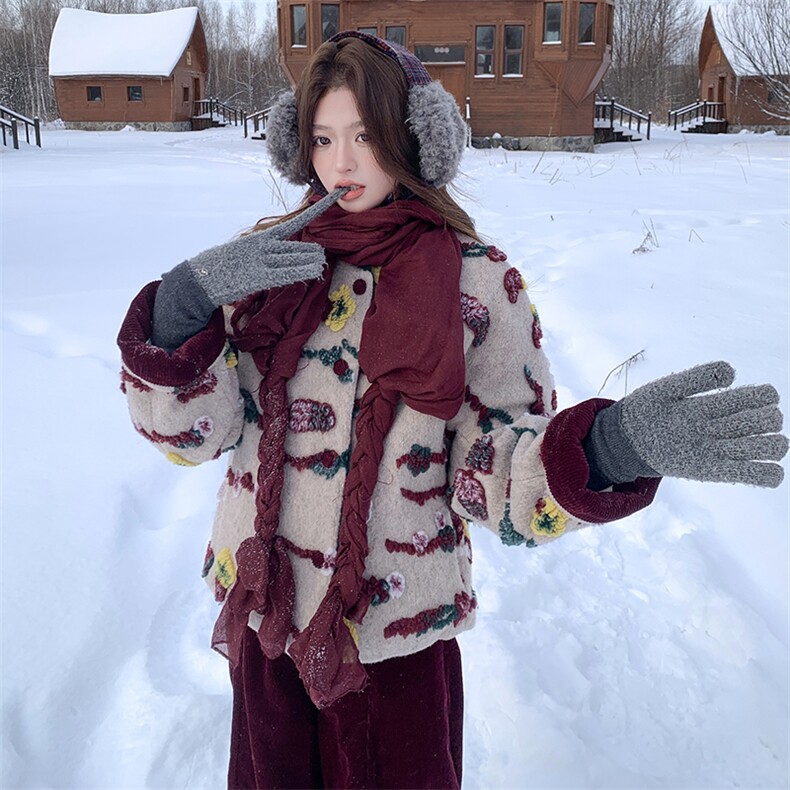 羊毛手工浮雕毛毡工艺羽绒服配围巾灯芯绒裤三件套女，女装套装/套裙，衣秀之家