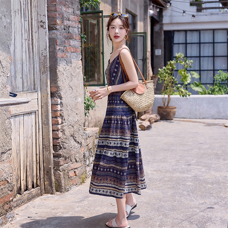 牛仔马甲波西米亚印花吊带裙两件套女夏季时尚洋气减龄度假风裙子,女装套装/套裙,美沁