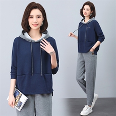 早秋连帽卫衣女春秋2024春秋季新款女士外套小个子妈妈短款上衣，女装卫衣/绒衫，涵誉