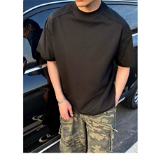 黑色