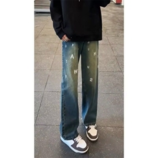 蓝色