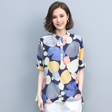 2021夏季新款简约时尚气质圆领几何图案宽松休闲舒适上衣，女装T恤，悦见她