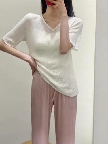 WW9_2213
款号：211944羊毛针织T
颜,女装,WW9