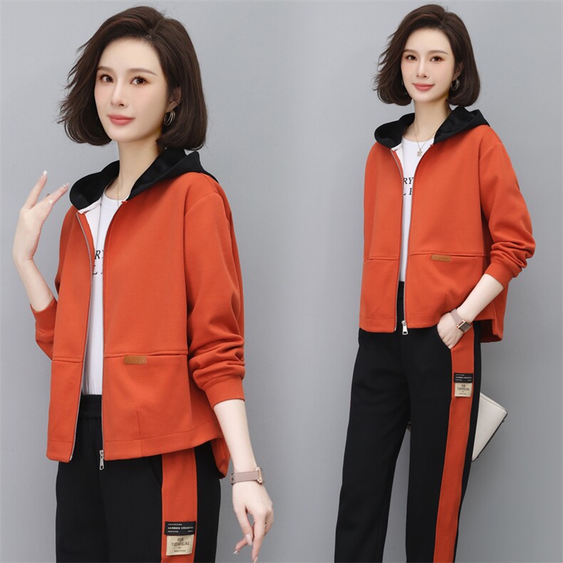 卫衣运动女2024新款品牌休闲小个子穿搭一整套春秋妈妈,女装短外套,依恋蒂丝