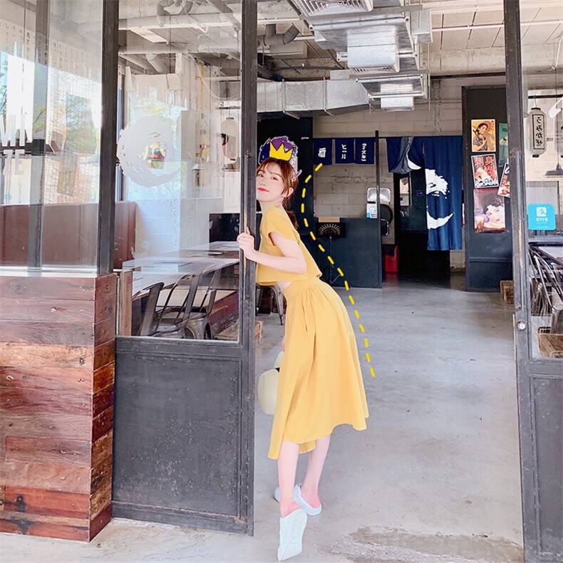 大货已出，数据好网红款两色小众套装裙8306-858，女装套装/套裙，Mushroom