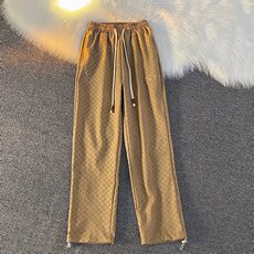 卡其色