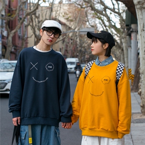 男装类目 2021春装新款情侣装笑脸刺绣套头卫衣宽松班服潮D67图片