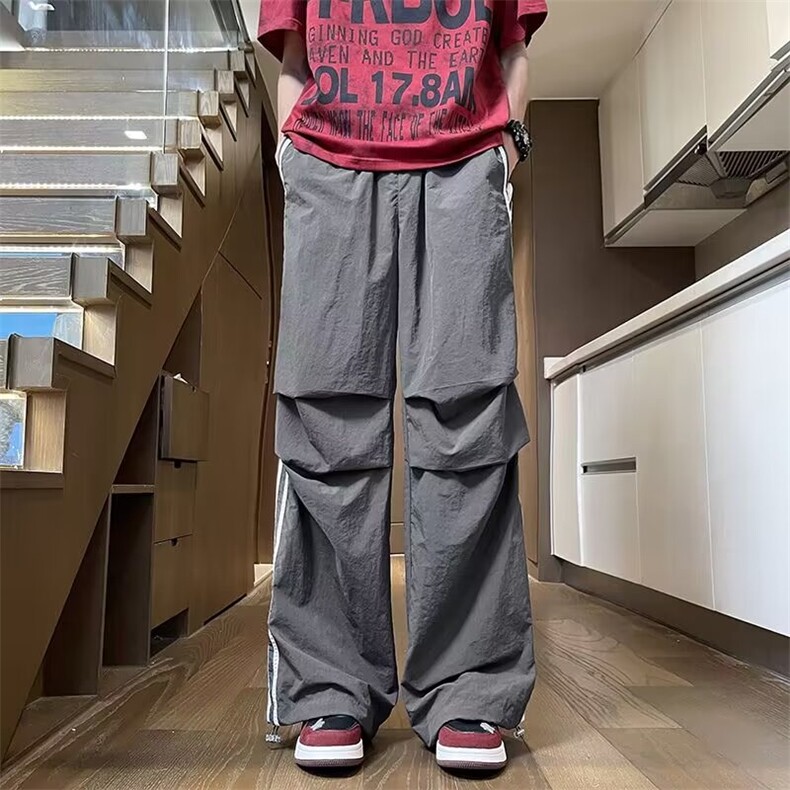 侧边三条杠休闲伞兵冲锋裤男夏季薄款速干防水运动垂感直筒阔腿裤,男装休闲裤,星座218-1（原230）