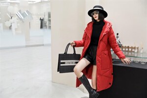 【现货】冬季新款宽松韩版羽绒服图片