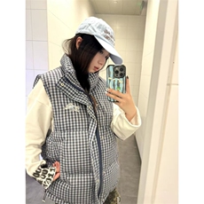蓝色