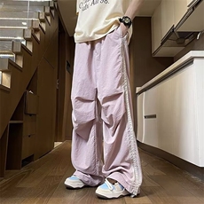粉红色