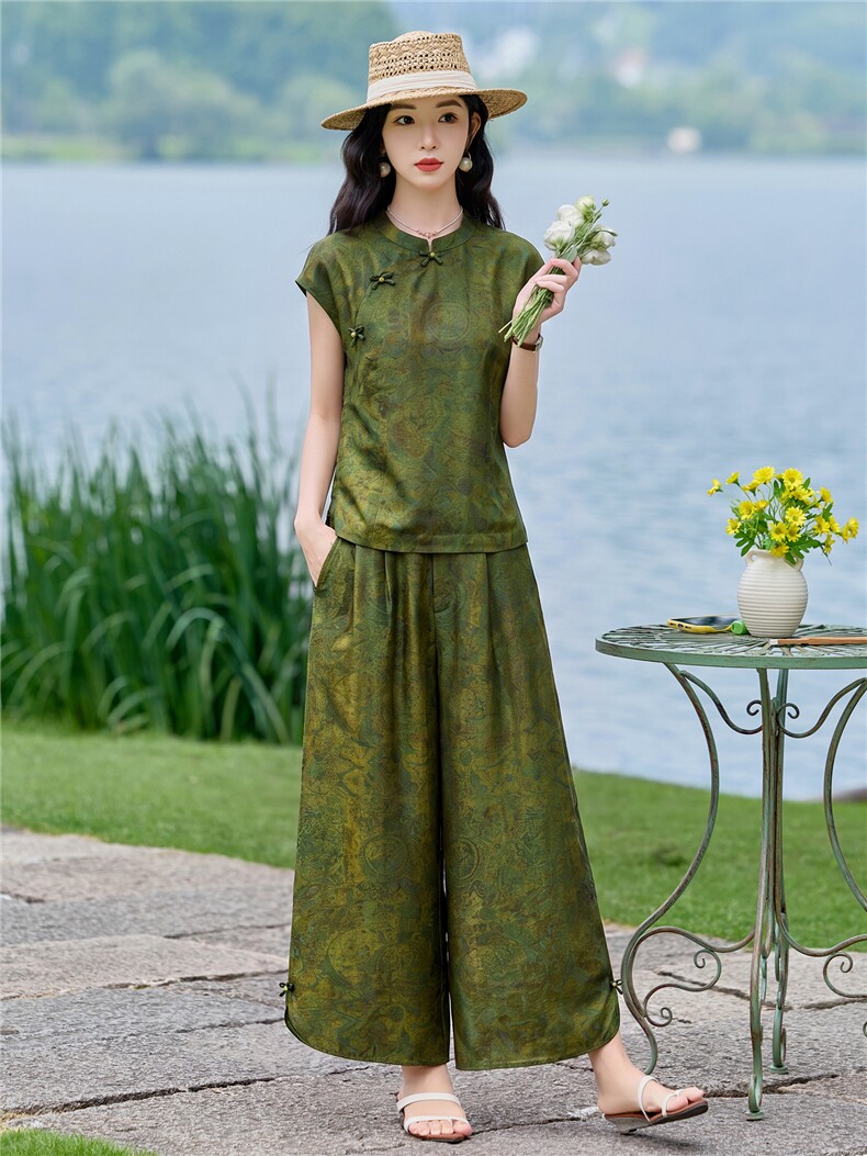 （现货）新中式时尚立领套装2026夏季新款提花修身显瘦气质套裤,女装套装/套裙,难舍钰依