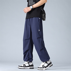 藏蓝色