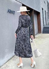 【现货】秋季新款-排扣花色连衣裙，女装连衣裙，陆氏青云