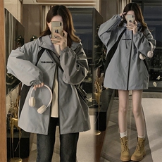 A372-P982024秋连帽冲锋衣外套宽松男女休闲户外登山服情侣外套，女装短外套，星座911