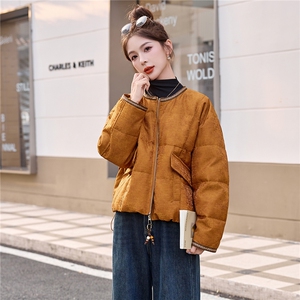 现货主推2025年冬季新款國风羽绒服外套女图片