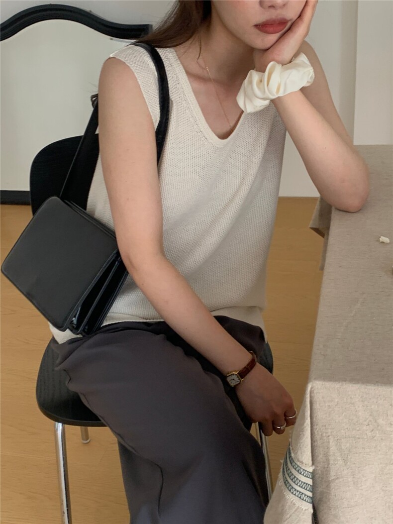 夏季新款短袖t恤女薄款圆领针织宽松百搭半袖上衣,女装T恤,斯尔特羊绒
