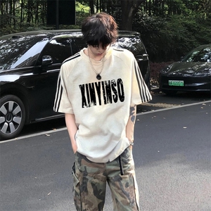 抖音得物高品质二开240克宽松纯棉美式潮牌三条杠织带短袖T恤图片
