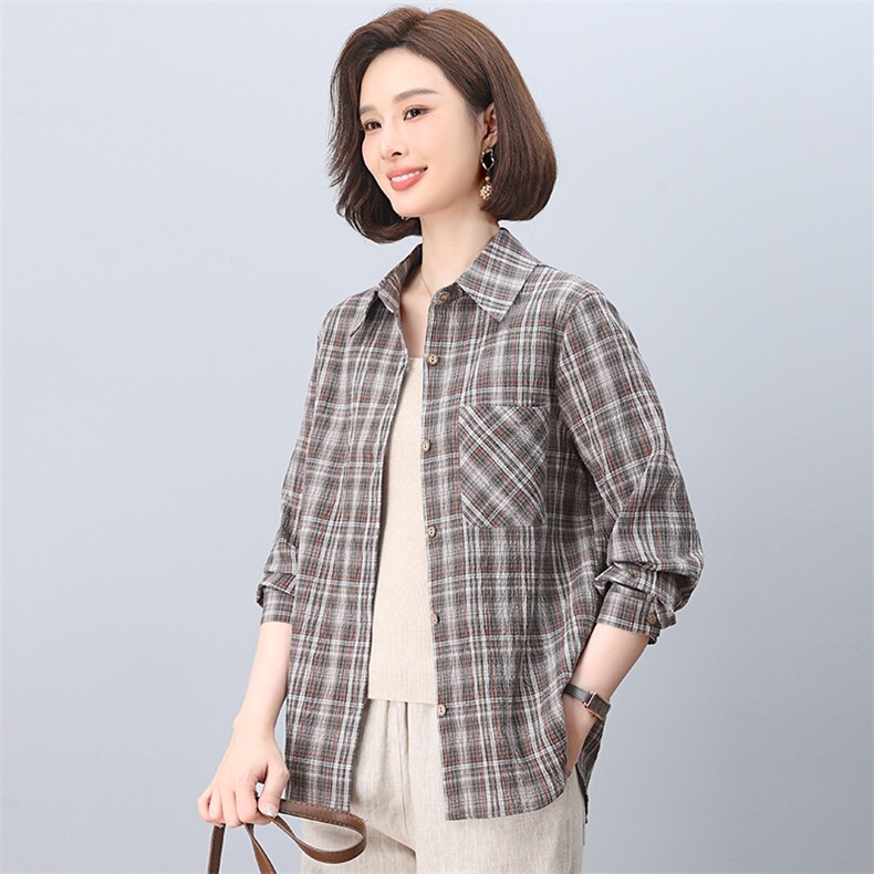2025年春秋装新款潮小格子衬衫宽松显瘦韩版气质百搭衬衣女减龄,女装衬衫,独衣靓