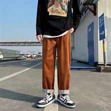 咖啡色