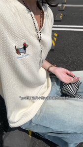 XZ809A/SYR07/特P19/控38  肌理感腊肠狗绣花V领长T恤卫衣图片