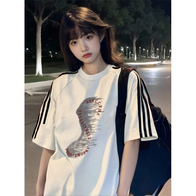 抖音得物高品质二开240克宽松纯棉美式潮牌三条杠织带短袖T恤图片